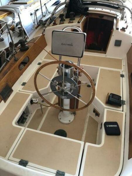 36' 1987 Cape Dory Cape Dory 36