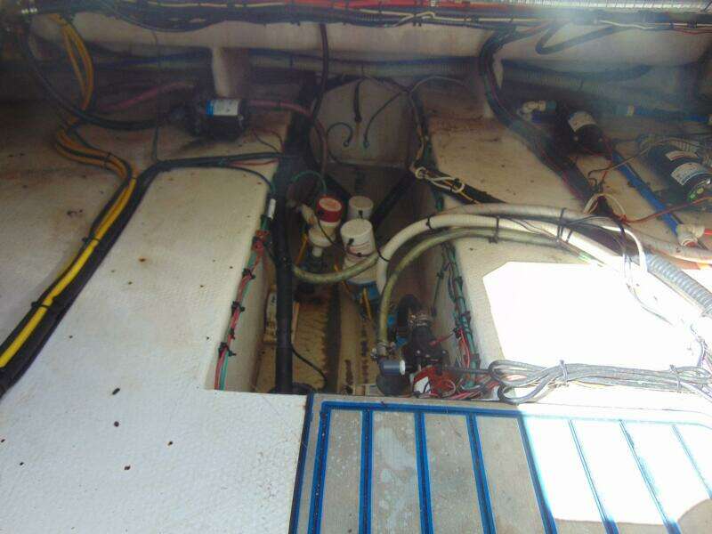 HOOKEN UP 39ft Stamas Yacht For Sale