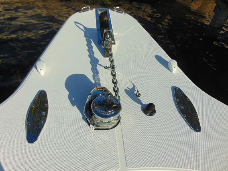 39' 2019 Stamas 390 Tarpon