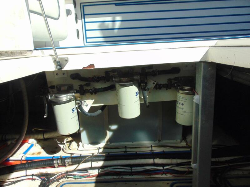 39' 2019 Stamas 390 Tarpon