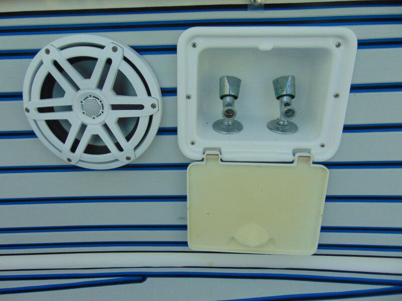 39' 2019 Stamas 390 Tarpon