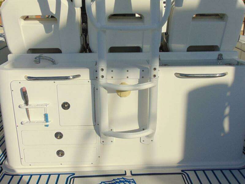 HOOKEN UP 39ft Stamas Yacht For Sale