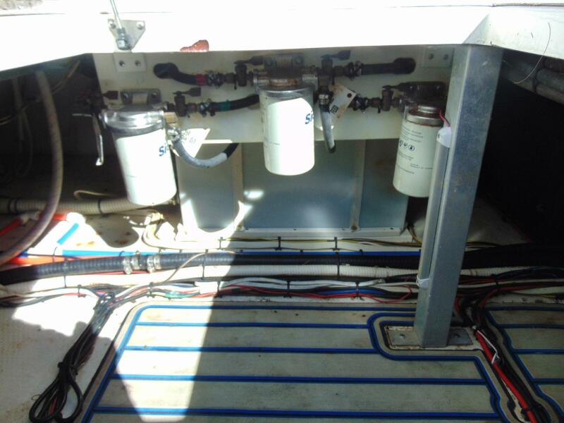 39' 2019 Stamas 390 Tarpon