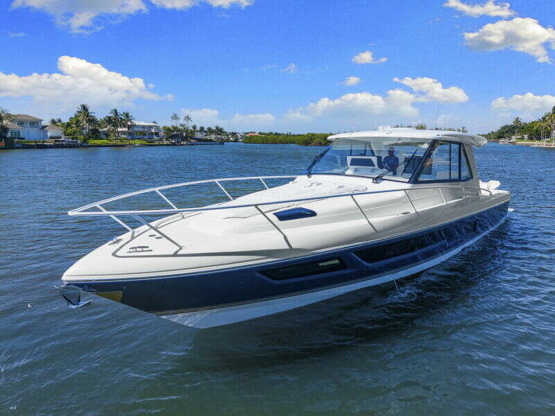 50ft Intrepid Yacht For Sale