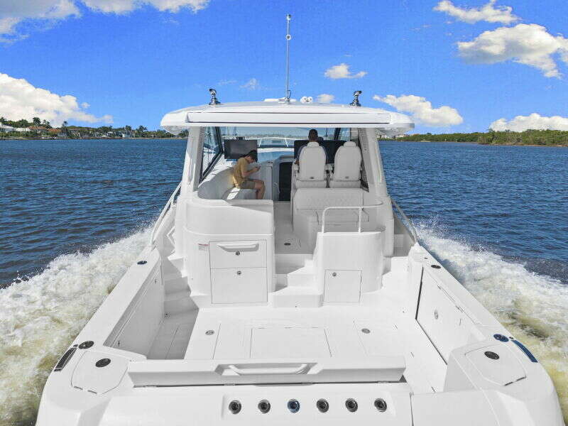 50ft Intrepid Yacht For Sale