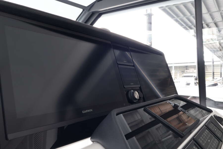 50ft Intrepid Yacht For Sale