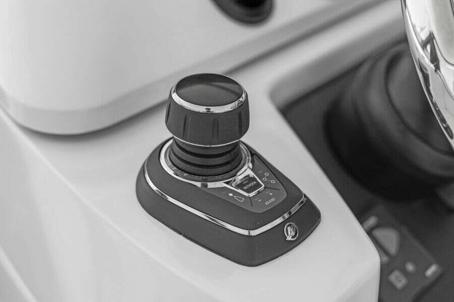 50ft Intrepid Yacht For Sale