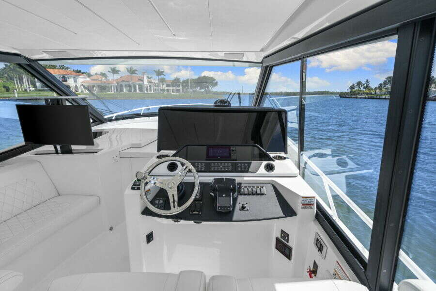 50ft Intrepid Yacht For Sale