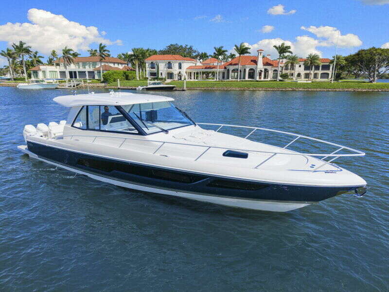 50ft Intrepid Yacht For Sale