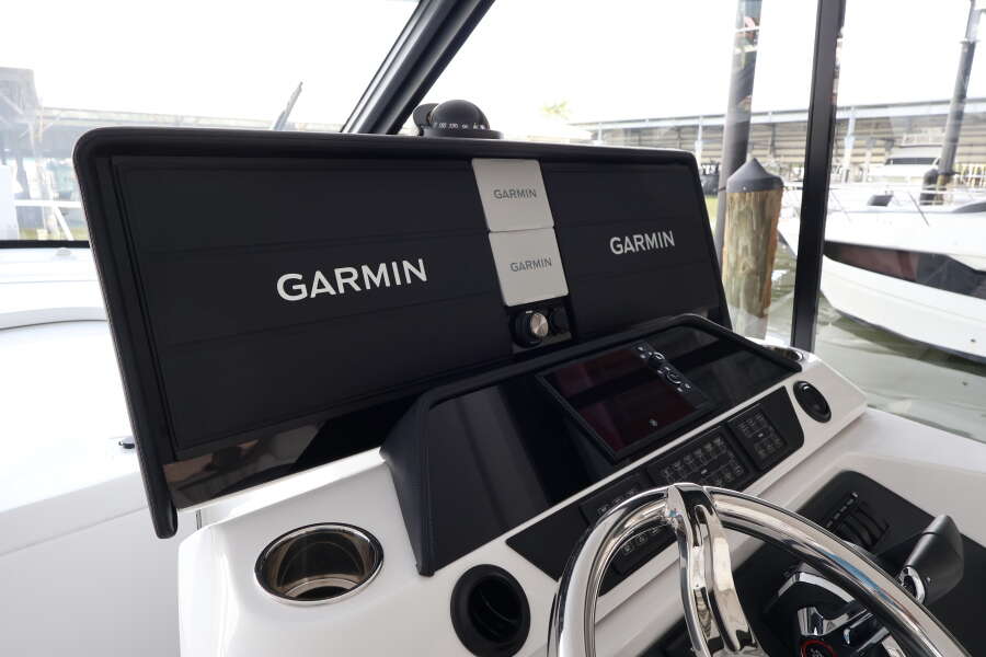 50ft Intrepid Yacht For Sale