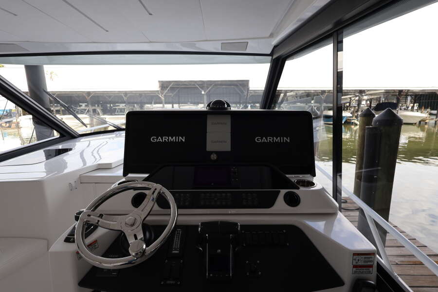 50ft Intrepid Yacht For Sale