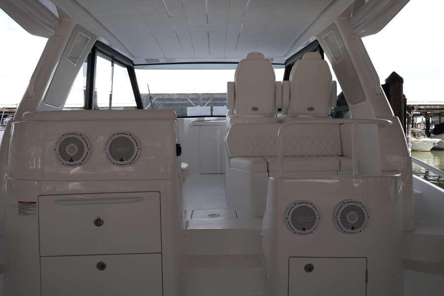 50ft Intrepid Yacht For Sale