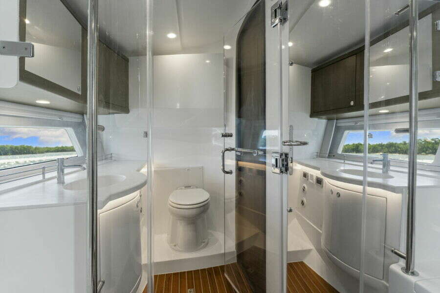 50ft Intrepid Yacht For Sale