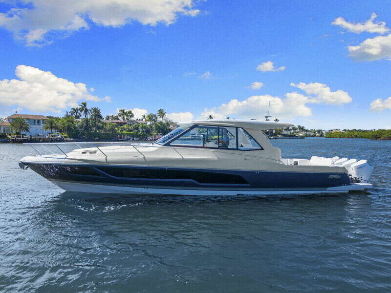 50ft Intrepid Yacht For Sale