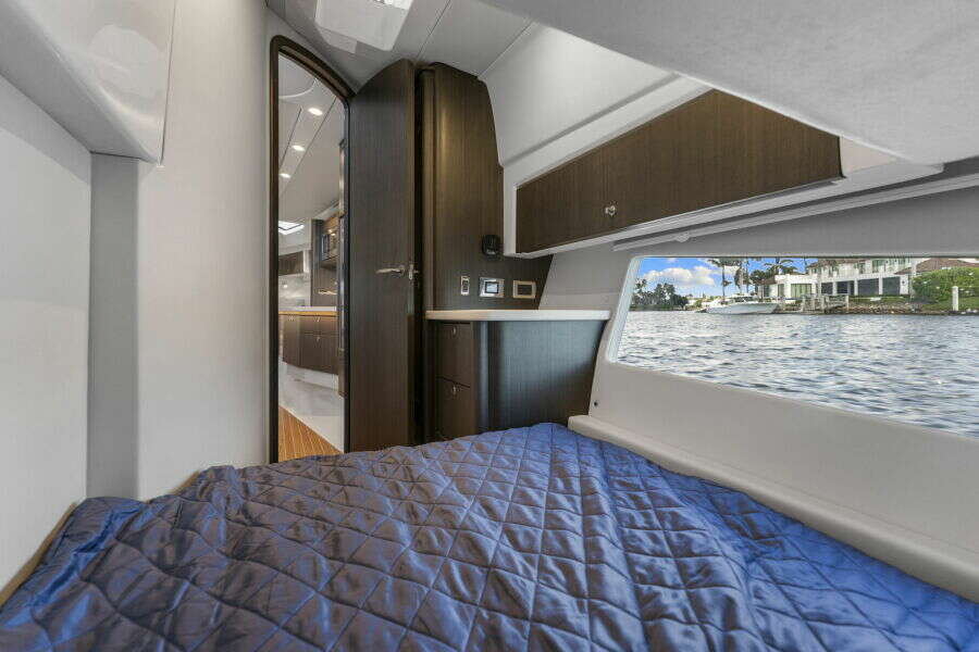 50ft Intrepid Yacht For Sale