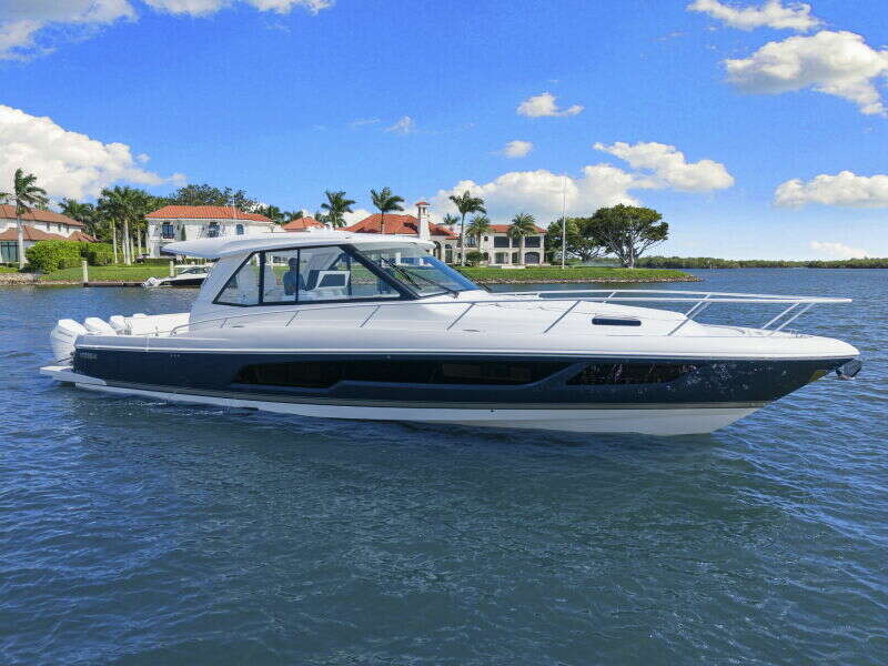 50ft Intrepid Yacht For Sale