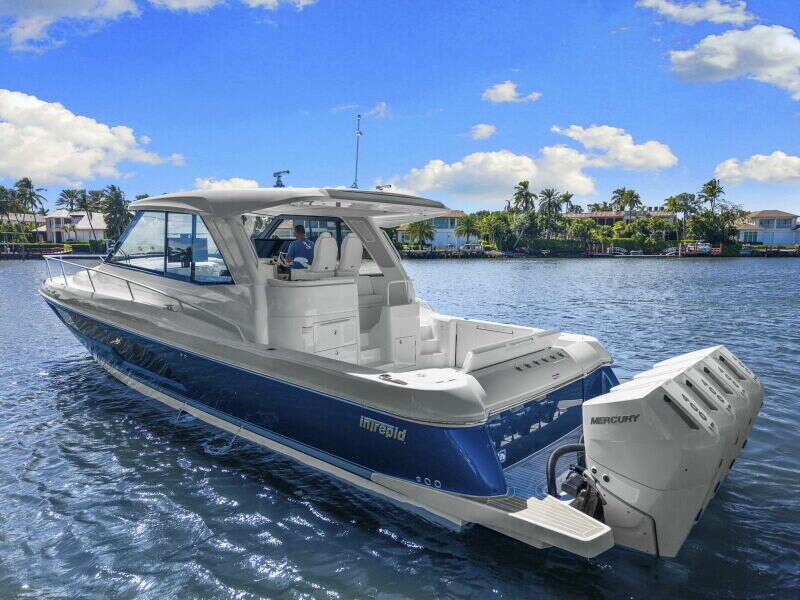 50ft Intrepid Yacht For Sale