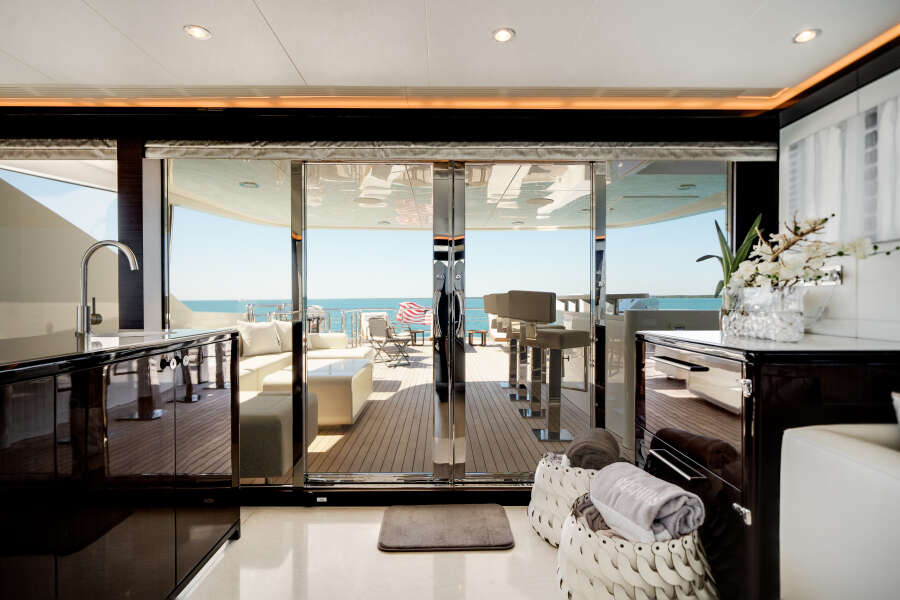 2022 Ocean Alexander 37 L