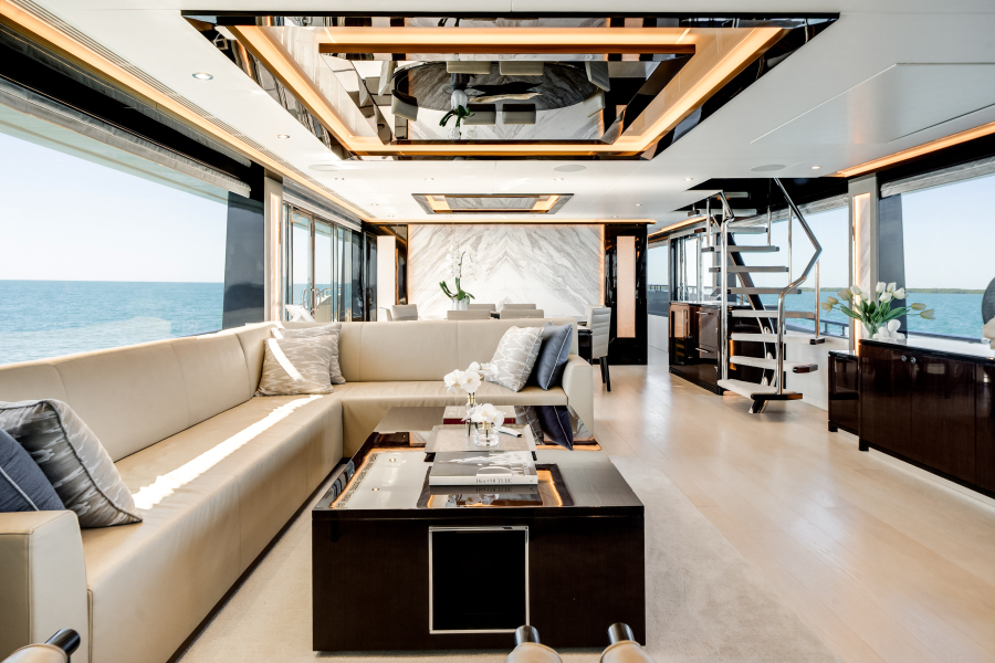 120' 2022 Ocean Alexander 37 L