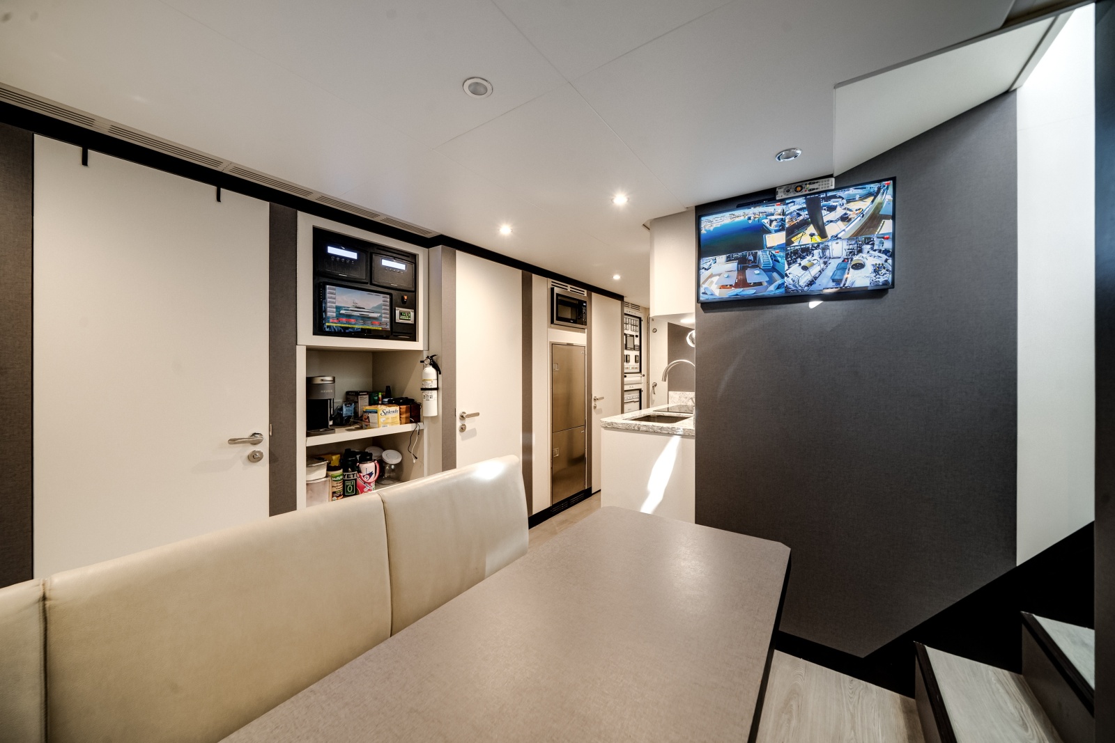 Dreams Yacht Photos Pics 