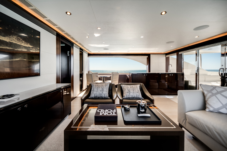 120' 2022 Ocean Alexander 37 L