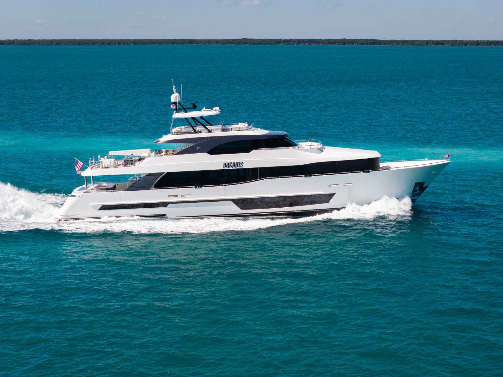 2022 Ocean Alexander 37L