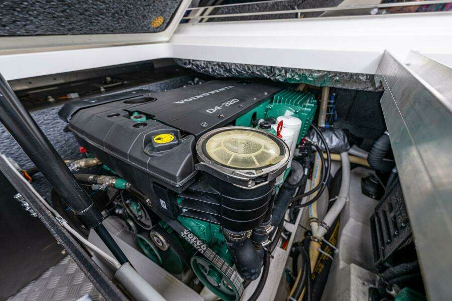 Crazy Love 40ft Nimbus Yacht For Sale