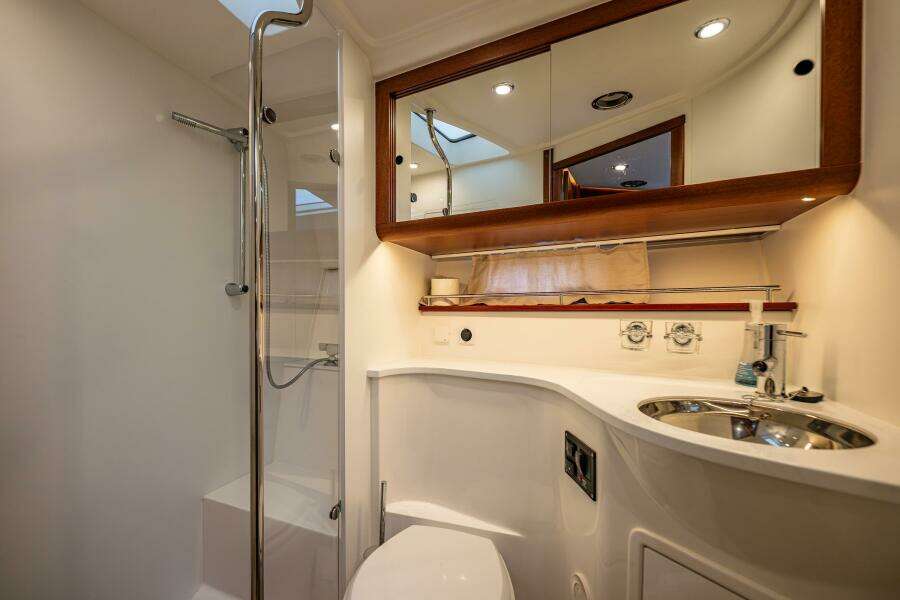 Crazy Love 40ft Nimbus Yacht For Sale