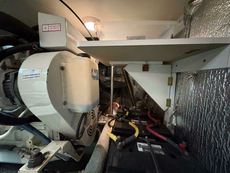 LOLA S ARK III 45ft Silverton Yacht For Sale