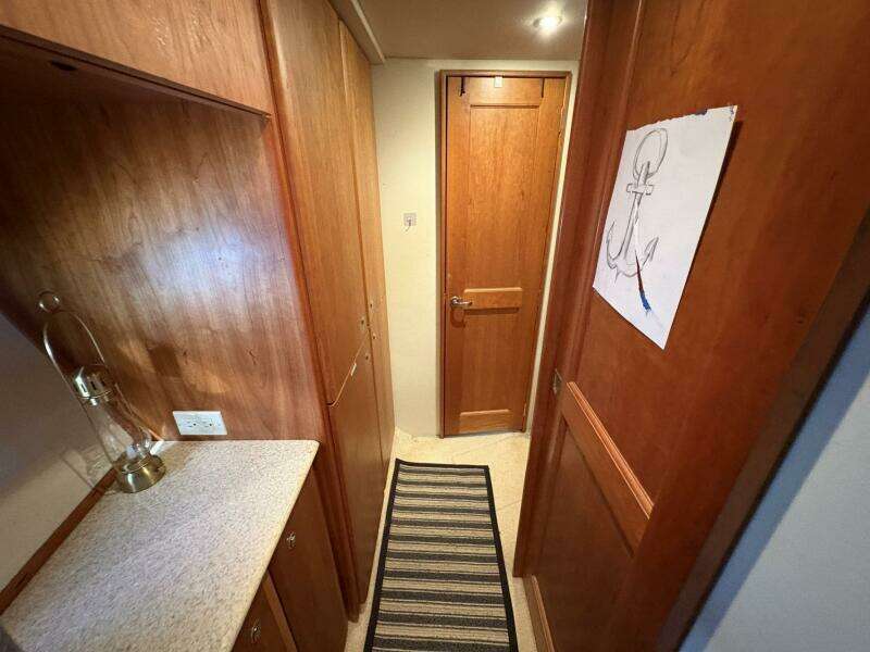 LOLA S ARK III 45ft Silverton Yacht For Sale