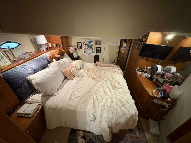 LOLA S ARK III 45ft Silverton Yacht For Sale