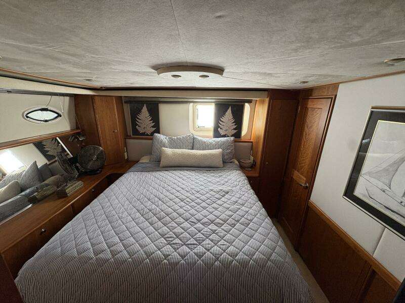 LOLA S ARK III 45ft Silverton Yacht For Sale