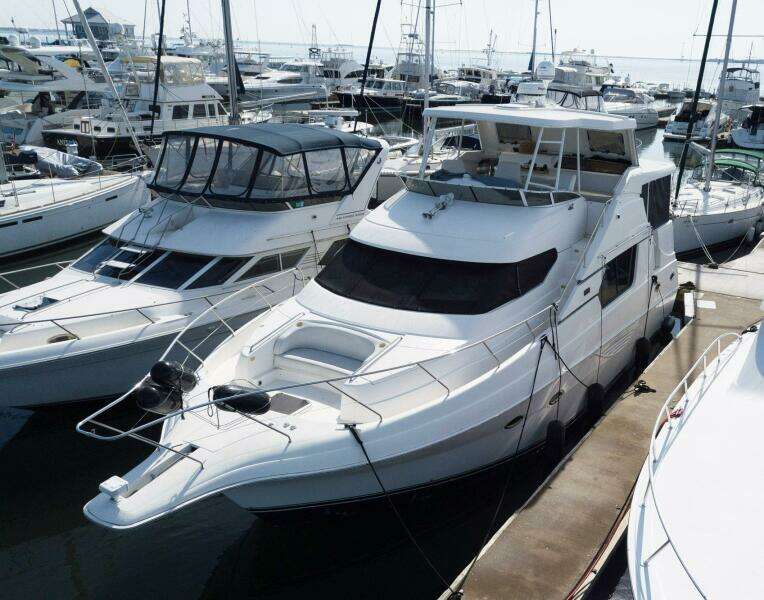 LOLA S ARK III 45ft Silverton Yacht For Sale