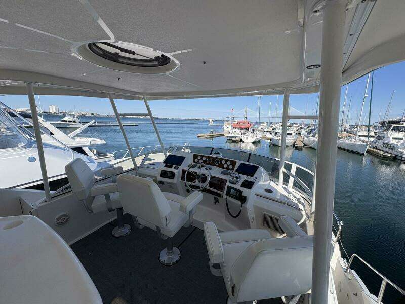 LOLA S ARK III 45ft Silverton Yacht For Sale