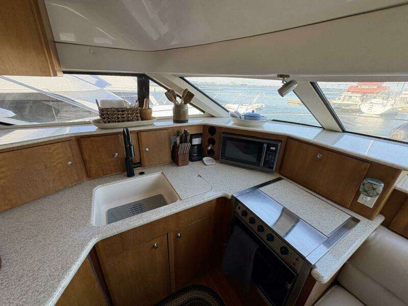 LOLA S ARK III 45ft Silverton Yacht For Sale