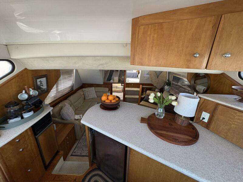 LOLA S ARK III 45ft Silverton Yacht For Sale