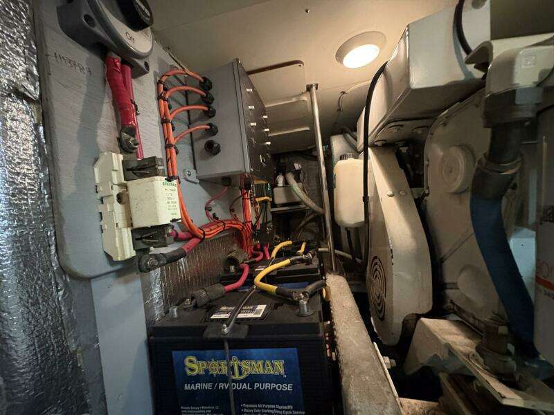 LOLA S ARK III 45ft Silverton Yacht For Sale