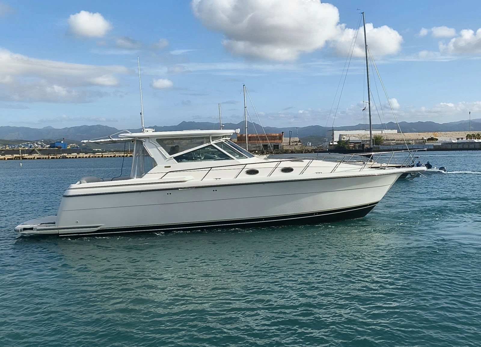 2002 Tiara Yachts 4000 Express