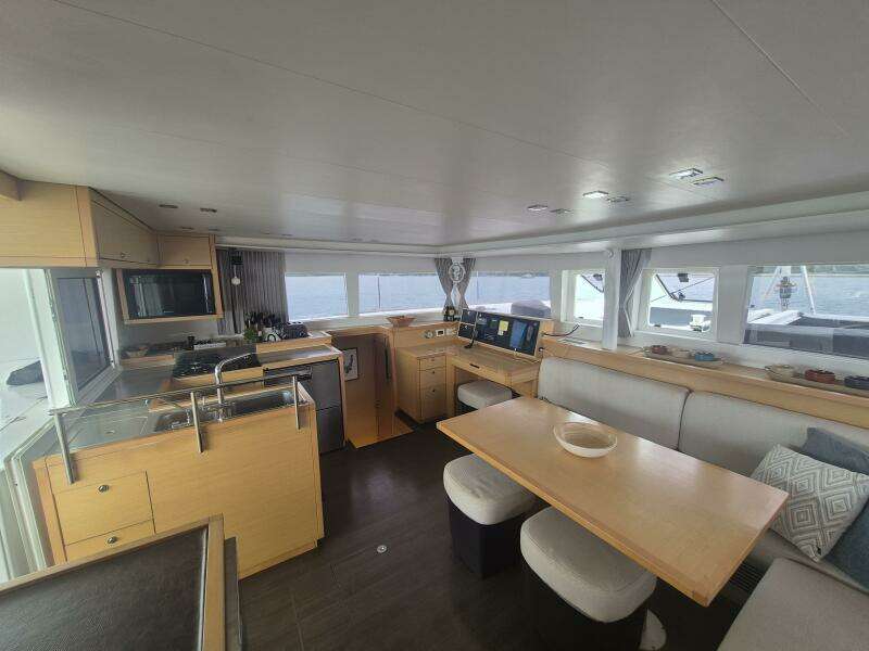 Miss Summer 45ft Lagoon Yacht For Sale