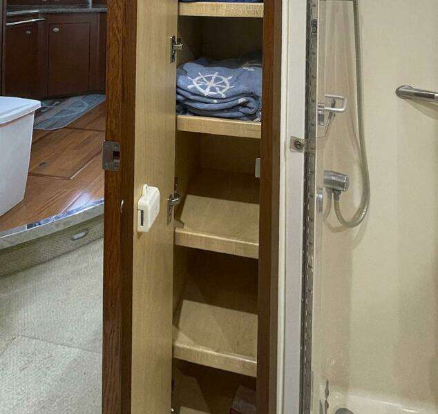 Still Waters 44ft Sea Ray Yacht For Sale