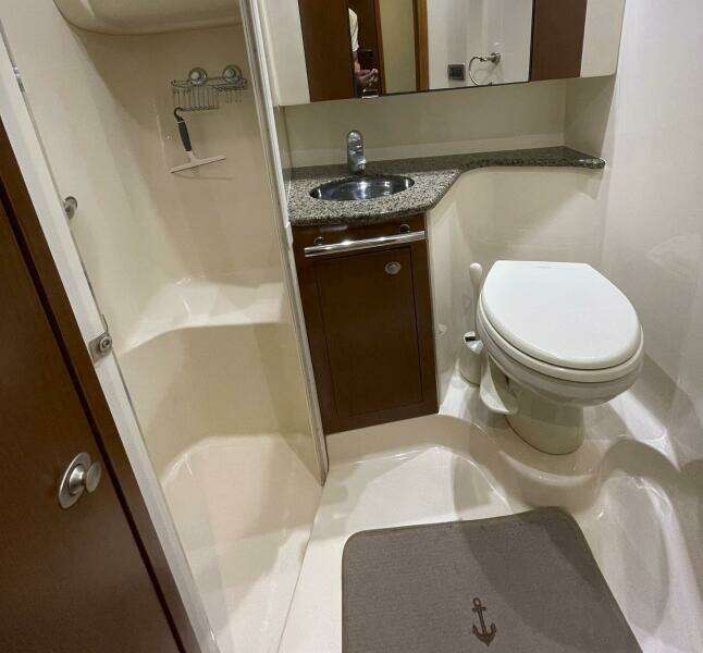 Still Waters 44ft Sea Ray Yacht For Sale