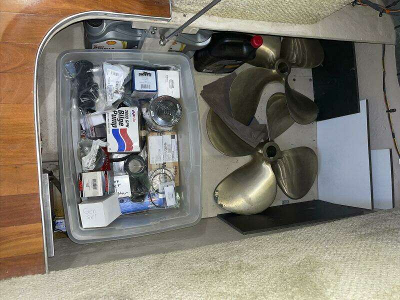 Still Waters 44ft Sea Ray Yacht For Sale