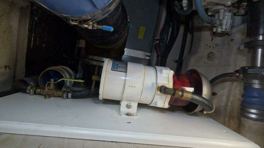 Still Waters 44ft Sea Ray Yacht For Sale