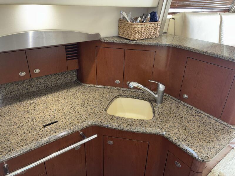 44' 2007 Sea Ray 44 Sedan Bridge