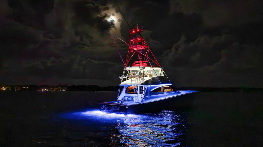 68' 2019 Viking 68 Convertible