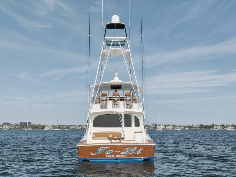 68' 2019 Viking 68 Convertible