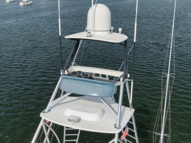 68' 2019 Viking 68 Convertible