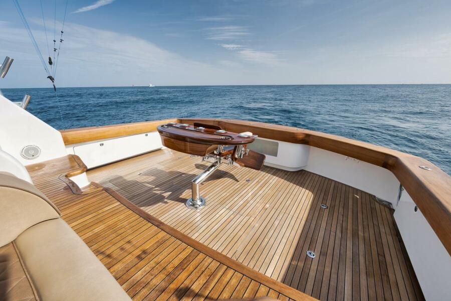 68' 2019 Viking 68 Convertible