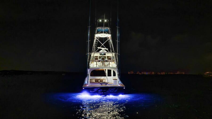 68' 2019 Viking 68 Convertible