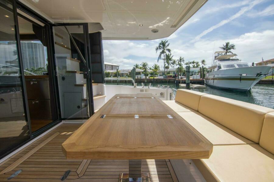 58' 2019 Sundeck Yachts 580 Sport